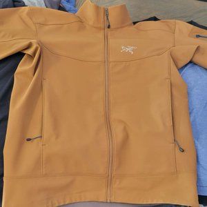Arc'teryx Men's Lightweight Jacket